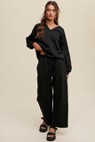 V-neck Sweatshirt and Pants Set in Black