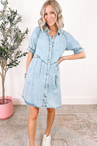 Ruffled Short Sleeve Buttoned Denim Dress