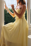 Romantasy Dress in Yellow