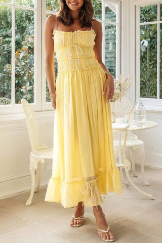 Romantasy Dress in Yellow